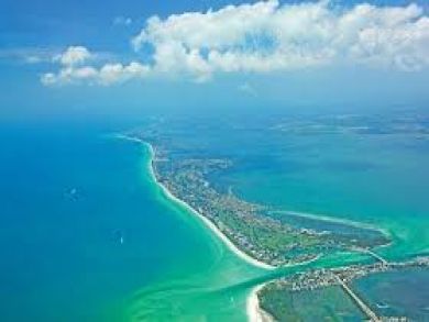 Longboat Key  Vacation Condo On Beach Sleeps 6 Guests