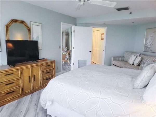 Longboat Key Full Gulf View Vacation Condo Sleeps 4