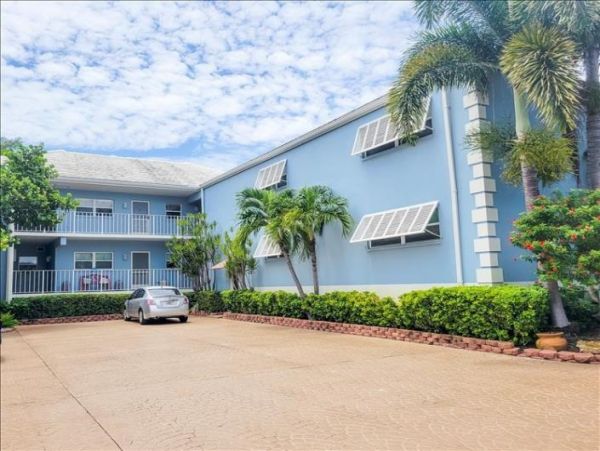 Longboat Key Full Gulf View Vacation Condo Sleeps 4