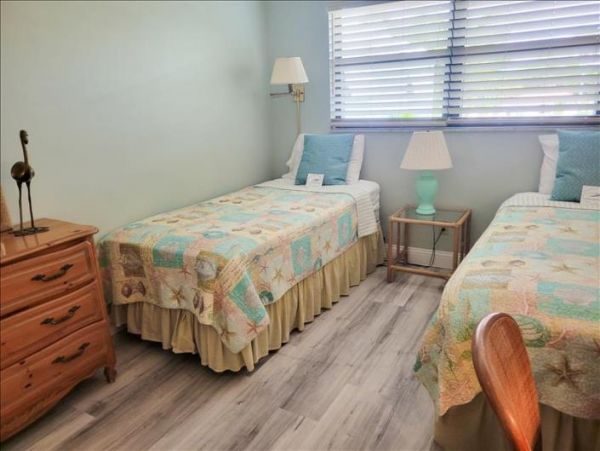 Longboat Key Full Gulf View Vacation Condo Sleeps 4