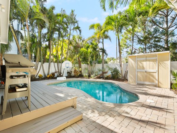 Anna Maria Island Vacation Rental – Bradenton Beach Cottage