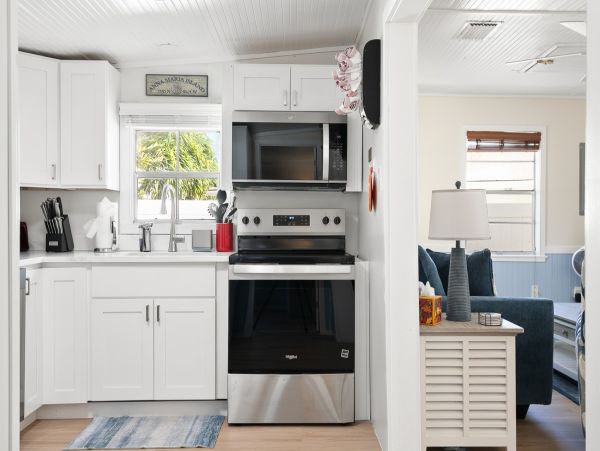 Anna Maria Island Vacation Rental – Bradenton Beach Cottage