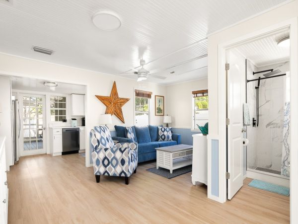 Anna Maria Island Vacation Rental – Bradenton Beach Cottage