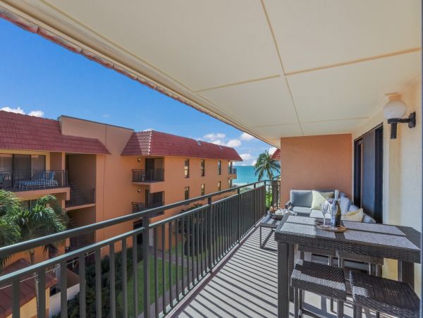 Anna Maria Island Holmes Beach Condo 7160