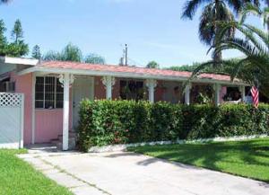 Holmes Beach, Florida Rental Home One Block to Beach