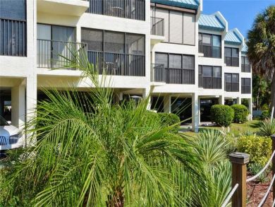 Two Bedroom Condo on the beach in Anna Maria