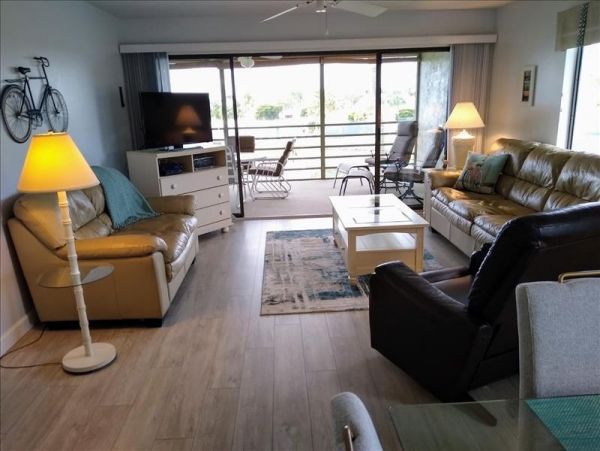 Holmes Beach 2 Bedroom Vacation Rental Condo Water Views