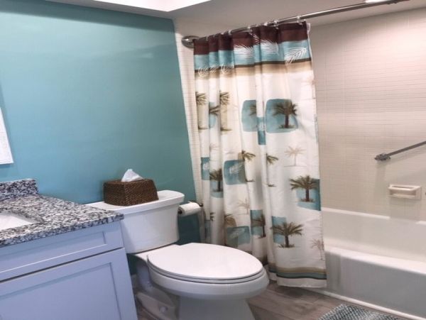 Holmes Beach 2 Bedroom Vacation Rental Condo Water Views