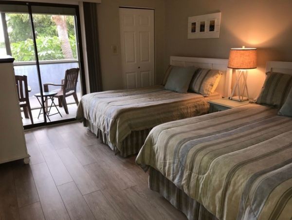 Holmes Beach 2 Bedroom Vacation Rental Condo Water Views