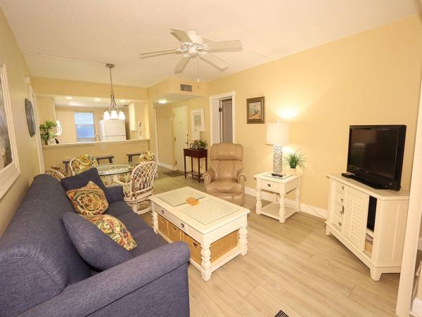 Short Walk to Beach Two Bedroom Longboat Key Vacation Condo