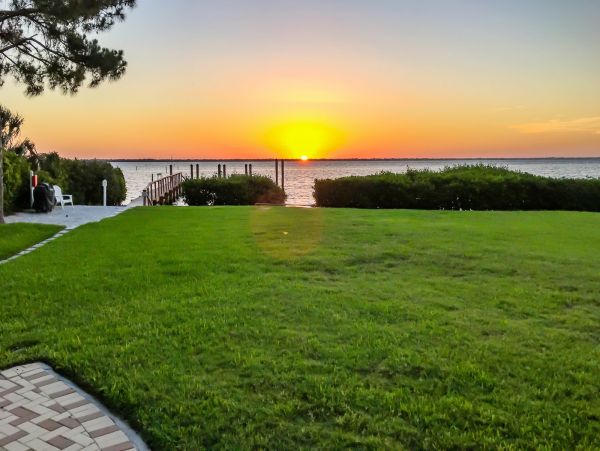 Short Walk to Beach Two Bedroom Longboat Key Vacation Condo