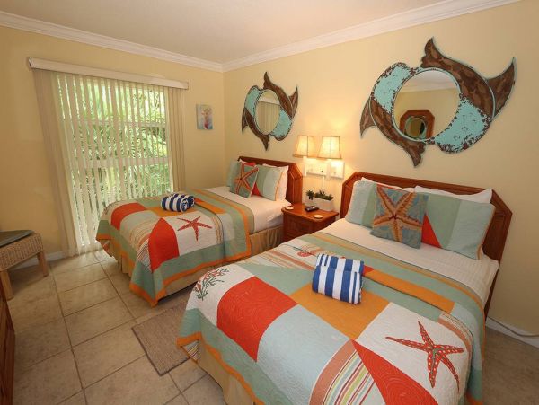 Longboat Key 2 Bedroom Vacation Rental Community Pool