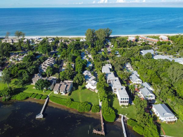 Short Walk to Beach Longboat Key Vacation Condo One Bedroom