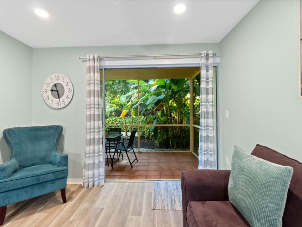 Short Walk to Beach Longboat Key Vacation Condo One Bedroom