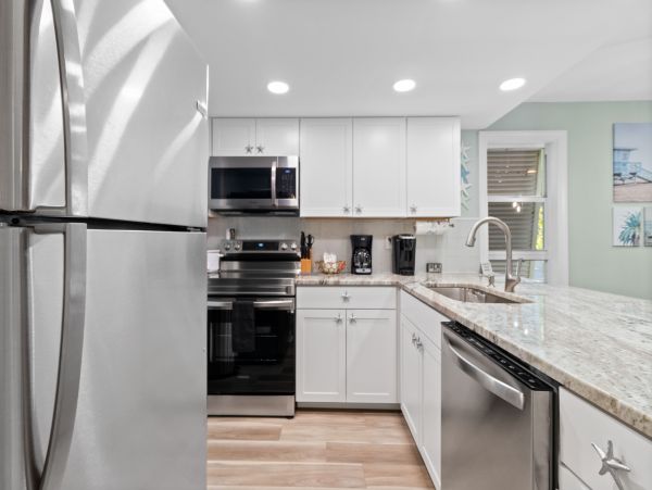 Short Walk to Beach Longboat Key Vacation Condo One Bedroom