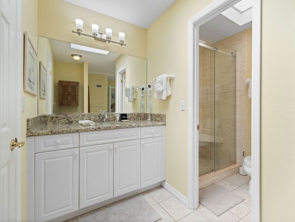 Longboat Key Vacation Villa - Bayfront Rental with Private Beach Access