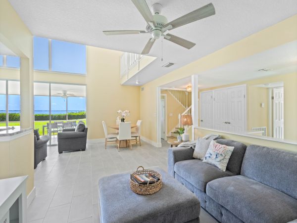 Longboat Key Vacation Villa - Bayfront Rental with Private Beach Access