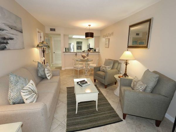 Bay to Beach Community on Longboat Key Best of Both Worlds