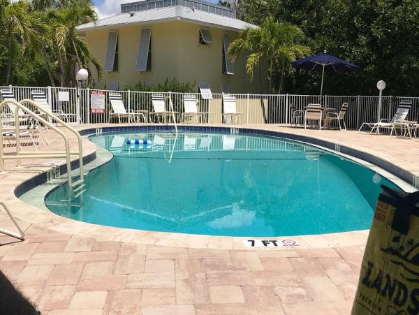 Bay to Beach Community on Longboat Key Best of Both Worlds