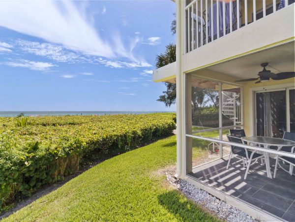 Beachfront Two Bedroom Vacation Condo on Longboat Key