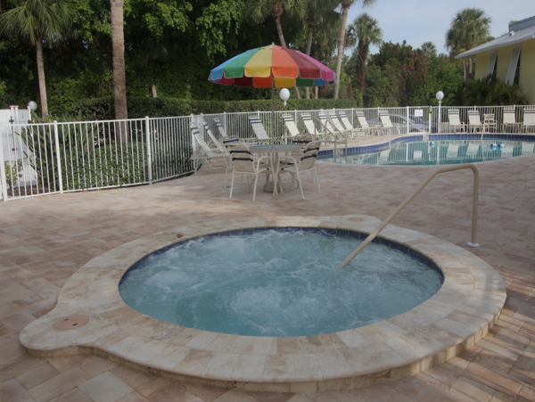 Longboat Key 2 Bedroom Beachfront Vacation Condo Sleeps 6