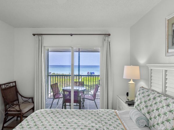 Longboat Key Two Bedroom Beachfront Vacation Condo