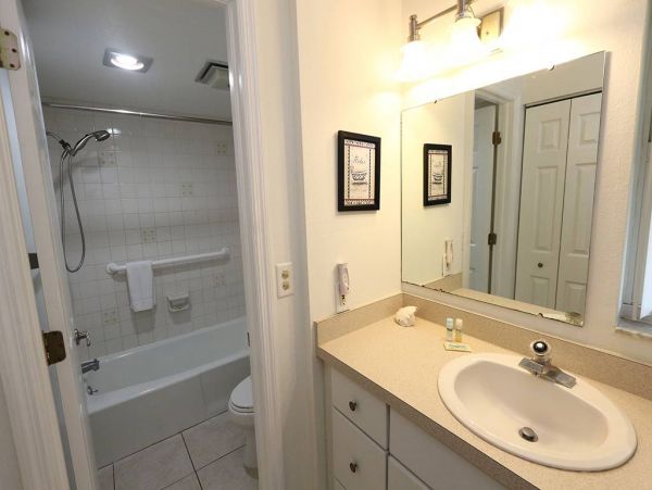 Luxury Longboat Key 2 Bedroom Vacation Condo Full Gulf Views