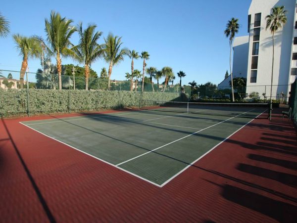 Longboat Key 2 Bedroom Condo on Beach with Gulf Views