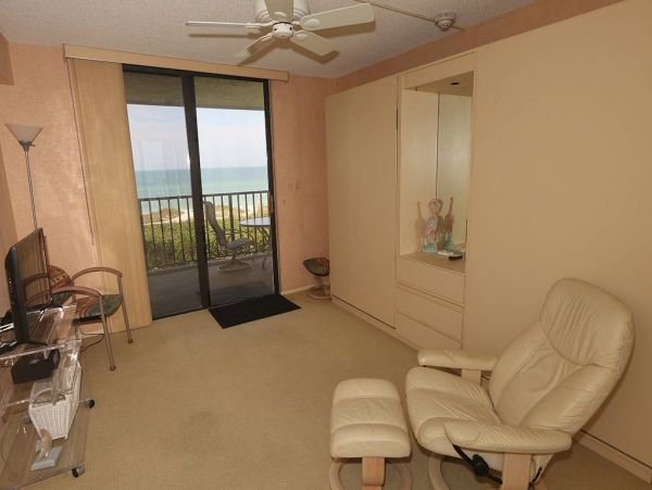 Longboat Key 2 Bedroom Condo on Beach with Gulf Views