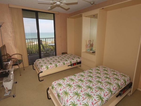 Longboat Key 2 Bedroom Condo on Beach with Gulf Views