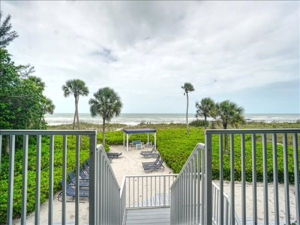 Great Value One Bedroom Vacation Rental Sleeps Four