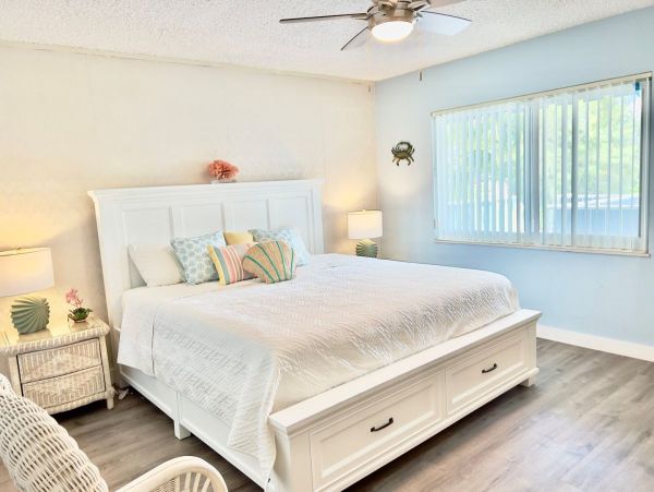 Great Value One Bedroom Vacation Rental Sleeps Four