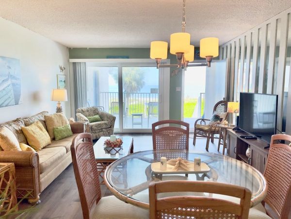 Great Value One Bedroom Vacation Rental Sleeps Four