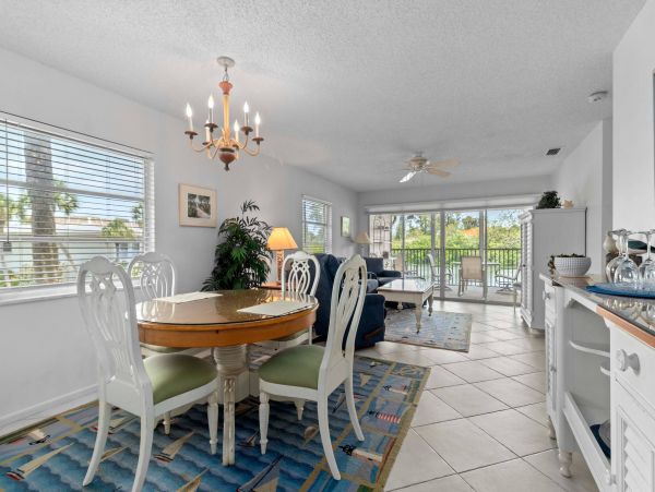 Longboat Key 2 Bedroom Vacation Rental Bay View Sleeps 6