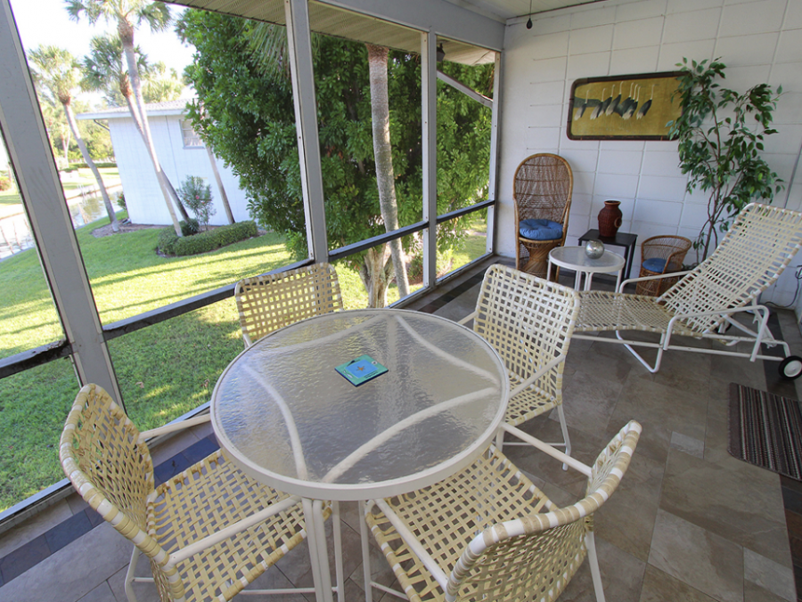 Charming Two Bedroom Vacation Condo on Longboat Key