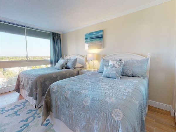 Two Bedroom Beach Rental Condo in Siesta Key Sleeps Six
