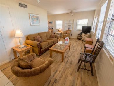 Beachfront cottage on Anna Maria 2 bedroom Beachfront cottage on Anna Maria 2 bedroom