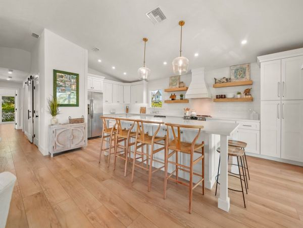 Anna Maria Private Pool Vacation Home Close to Beaches