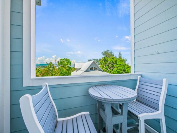 Anna Maria Four Bedroom Vacation Home Private Pool