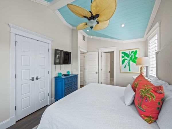 Anna Maria Four Bedroom Vacation Home Private Pool