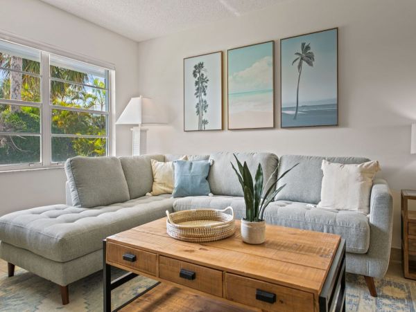Anna Maria Rental Well Priced 2 Bedroom Condo
