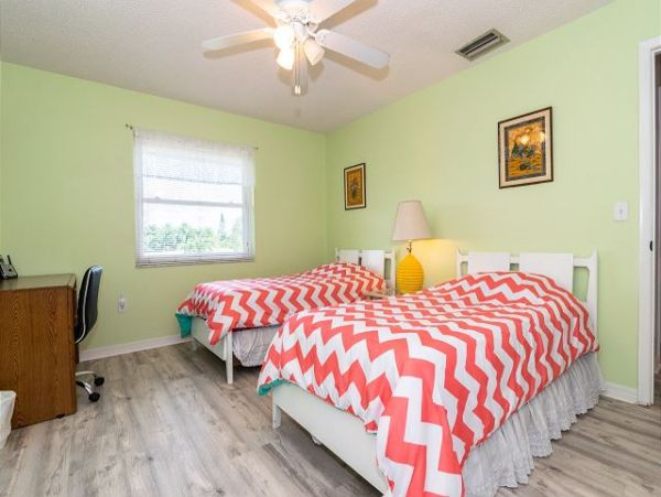 Holmes Beach Rental with Pool and Close Walk to Beach