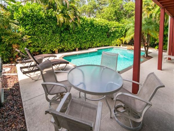 Holmes Beach Rental with Pool and Close Walk to Beach