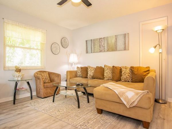 Holmes Beach Rental with Pool and Close Walk to Beach