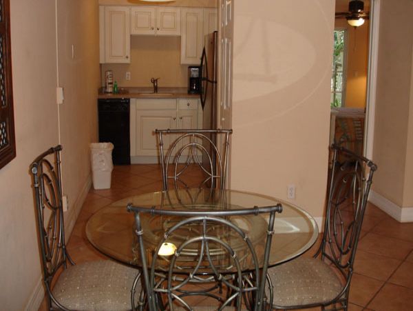 Anna Maria Beach Rental One Bedroom with Pool