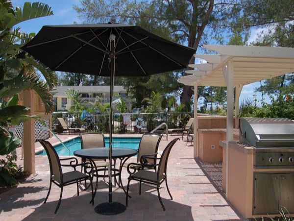 Anna Maria Beach Rental One Bedroom with Pool