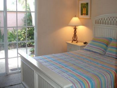 Holmes Beach Vacation Condo One Bedroom Sleeps 4