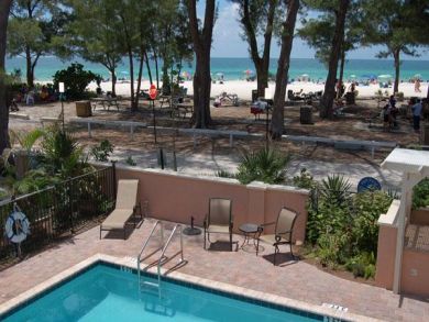 Holmes Beach Vacation Condo One Bedroom Sleeps 4