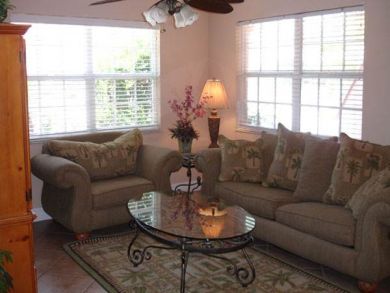 Anna Maria One  Bedroom Beach Front Vacation Rental Sleeps 4