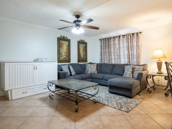 Holmes Beach Vacation Condo Sleeps 4 Guests